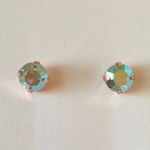 Iridescent Chrysolite Crystal Earrings - Picture 3 of 4